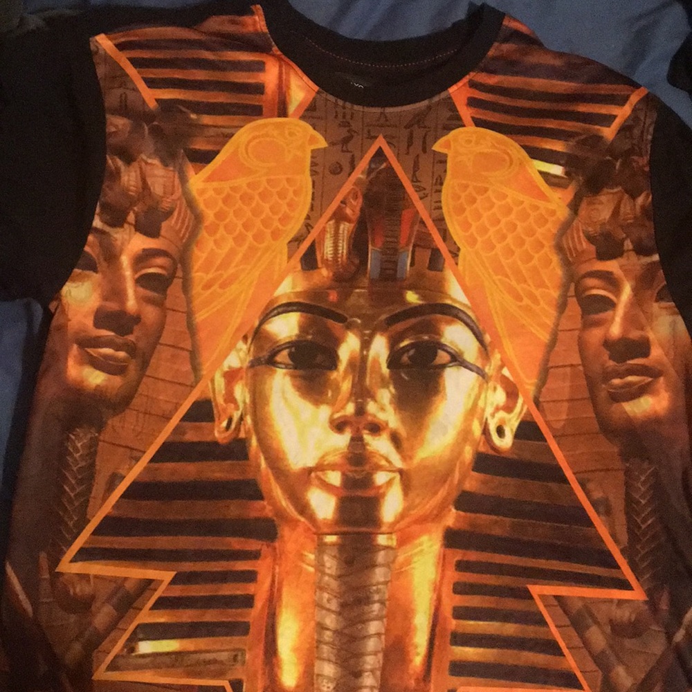 King Tut graphic shirt
